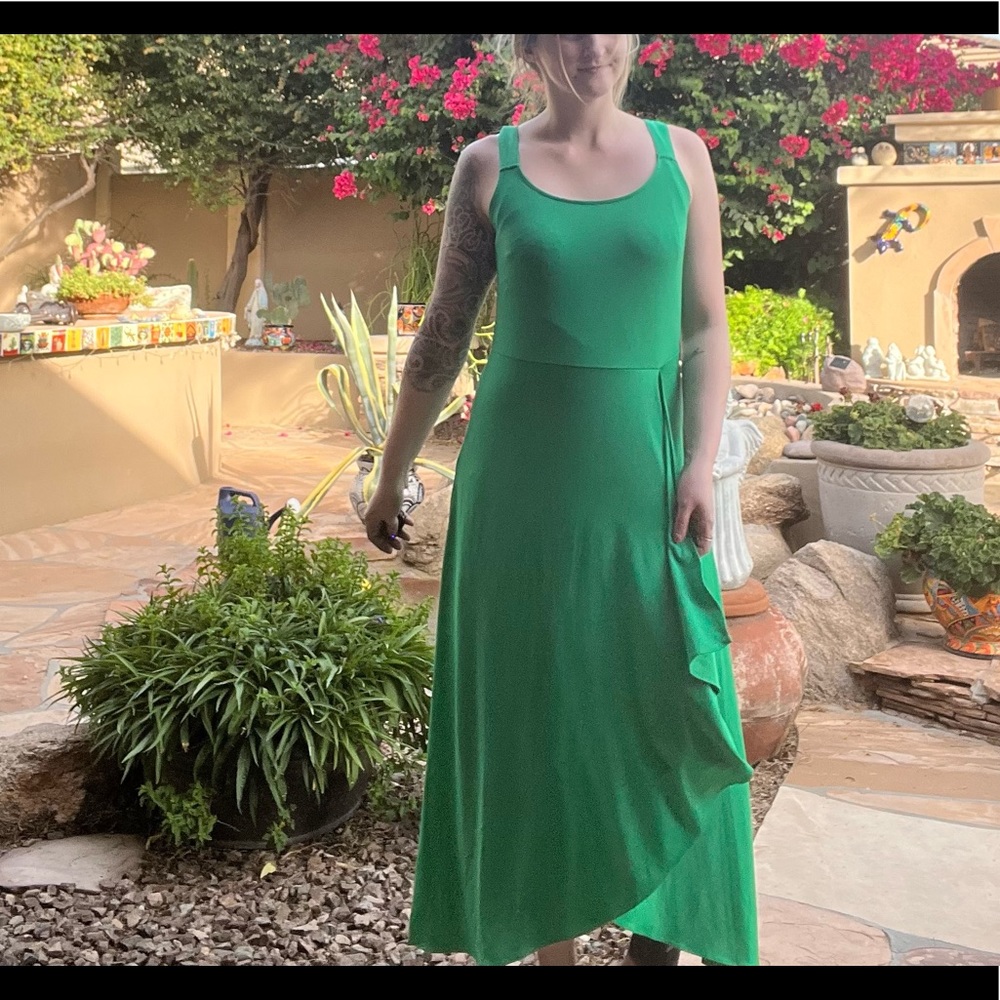 Brooke shields flowy dress